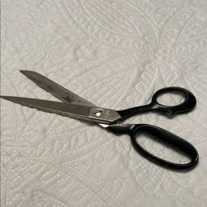 Vintage UFEDGE Italy Scissors Shears 10 3/8” Length